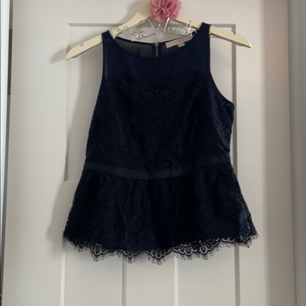 Never worn, perfect condition